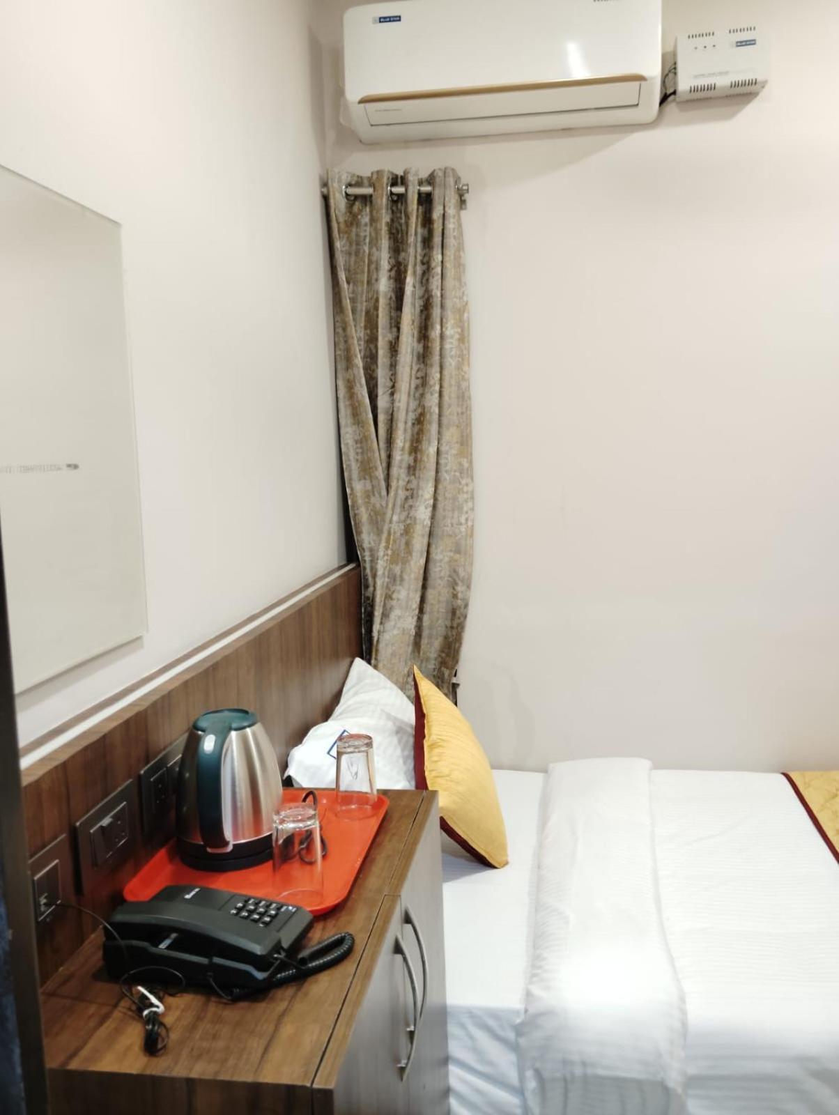 Hotel Rkh Palace